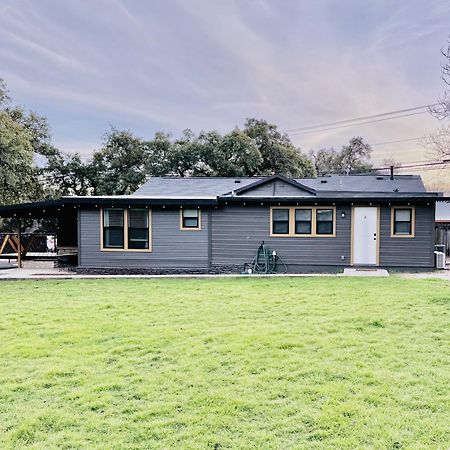 Downtown Studio 1 At Beer Ranch Project Inn Wimberley Exterior photo